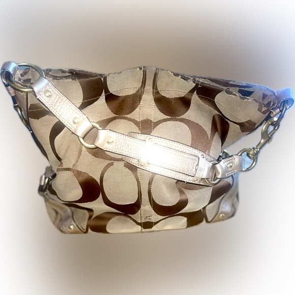 COACH bag Large Tote - Picture 5 of 13